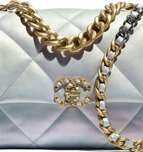 I got a Chanel 19 bag! CHANEL 19 FLAP BAG IRIDESCENT 